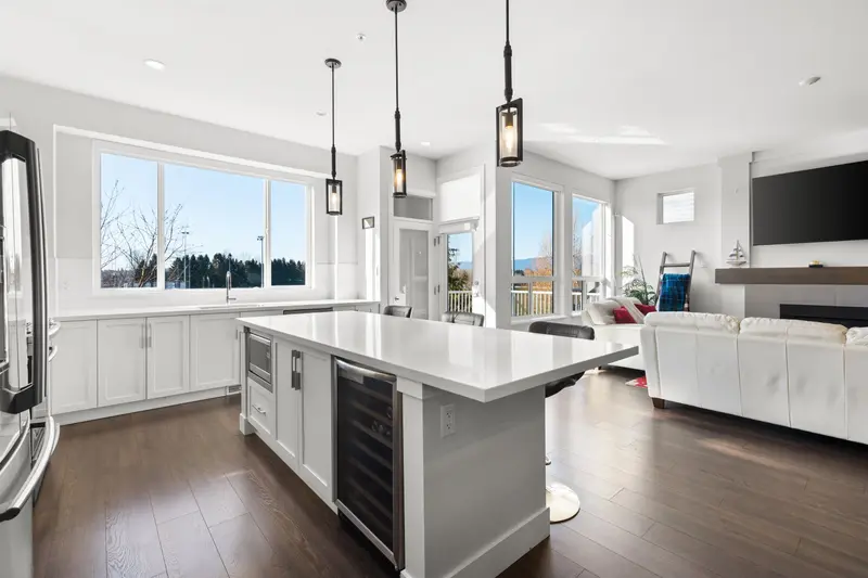 10279 238A STREET - photo 4 of 25