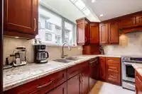 305 15367 BUENA VISTA AVENUE - thumbnail 8