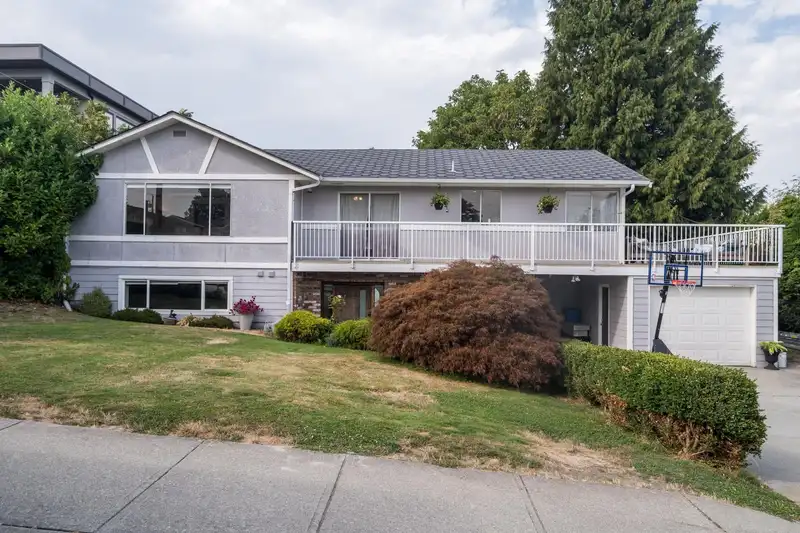 15775 ROPER AVENUE - photo 2 of 40