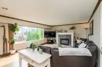 15775 ROPER AVENUE - thumbnail 5