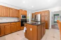 13676 18A AVENUE - thumbnail 16