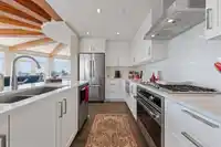 306 1420 JOHNSTON ROAD - thumbnail 9
