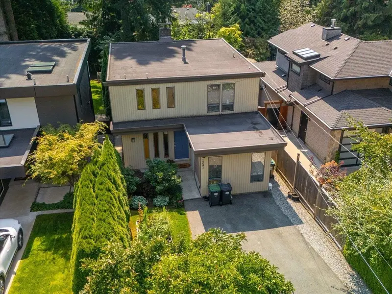 1341 WELLINGTON DRIVE - photo 2 of 25