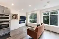 3 15885 16 AVENUE - thumbnail 6