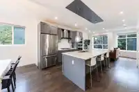 3 15885 16 AVENUE - thumbnail 7