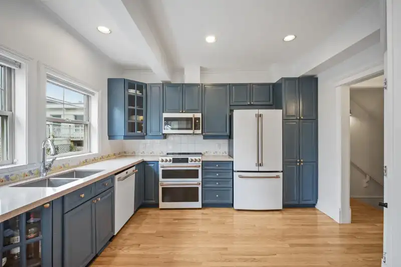 6 15151 BUENA VISTA AVENUE - photo 4 of 33