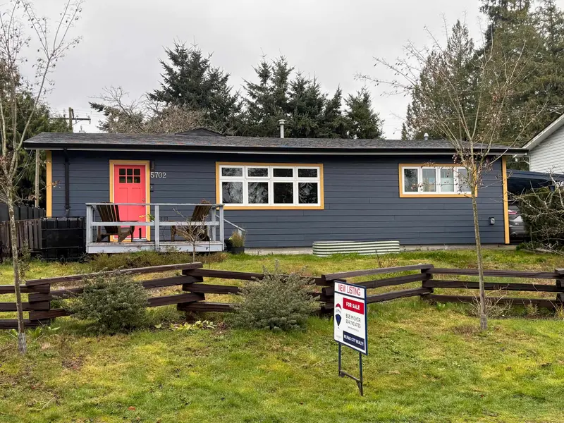 5702 MEDUSA STREET - photo 1 of 25