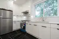 15492 THRIFT AVENUE - thumbnail 10