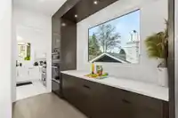 13169 MARINE DRIVE - thumbnail 11