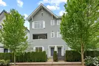 11 16323 15 AVENUE - thumbnail 1