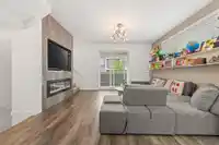11 16323 15 AVENUE - thumbnail 8