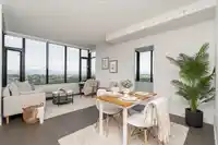 1802 1588 JOHNSTON ROAD - thumbnail 1