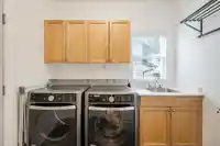 2440 124B STREET - thumbnail 16