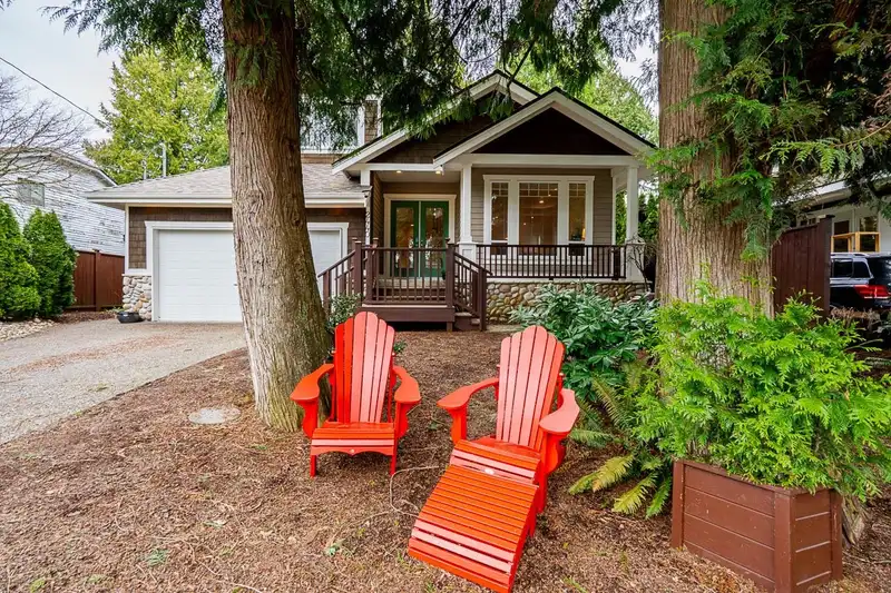 2440 124B STREET - photo 3 of 40