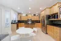 2440 124B STREET - thumbnail 10