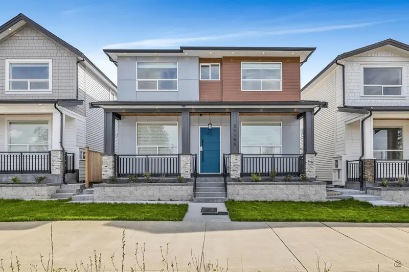 20166 82 AVENUE - photo 1 of 25