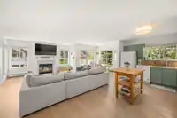 309 15272 20 AVENUE - thumbnail 1
