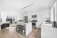 7 16323 15 AVENUE - thumbnail 2