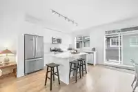 7 16323 15 AVENUE - thumbnail 13