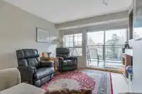 204 2940 KING GEORGE BOULEVARD - thumbnail 13