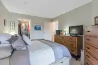 204 2940 KING GEORGE BOULEVARD - thumbnail 22