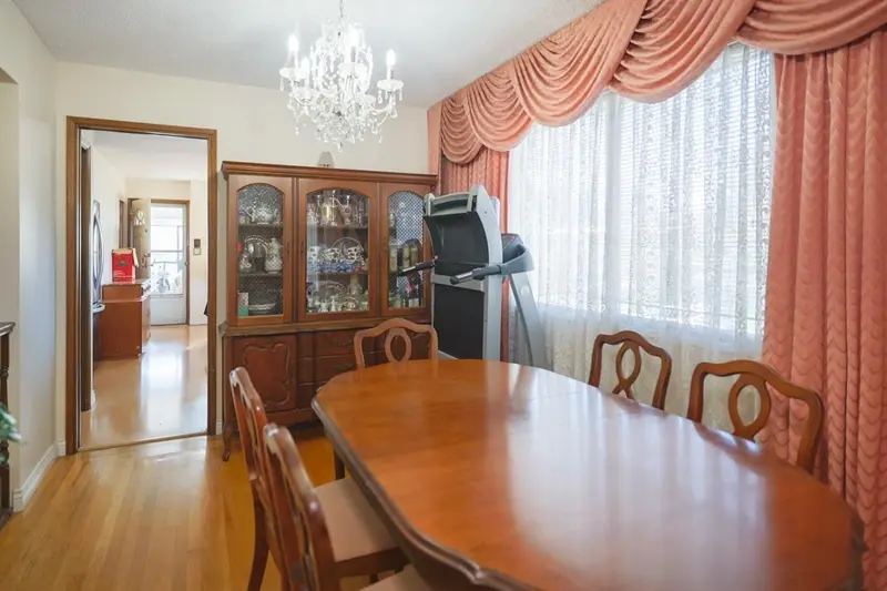 5730 QUEBEC STREET - photo 3 of 23