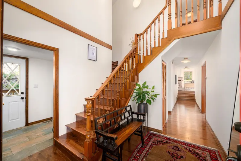 1557 WHITESAILS DRIVE - photo 4 of 25