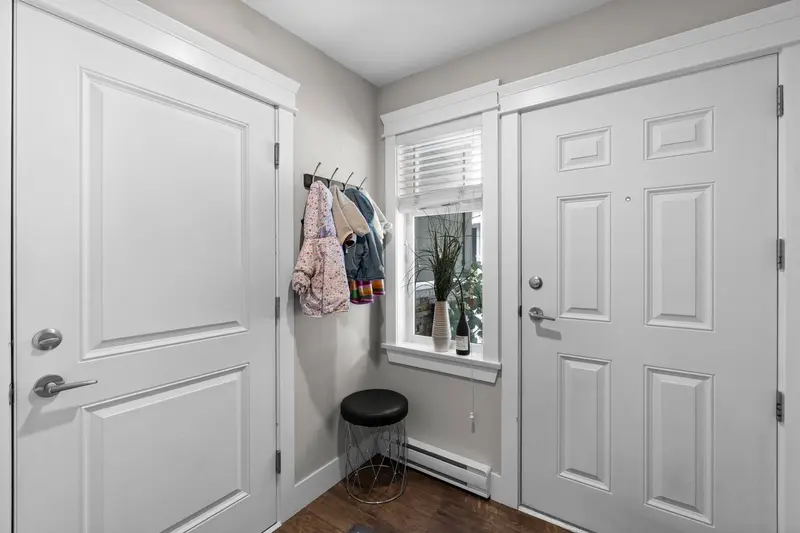 43 11461 236 STREET - photo 3 of 25