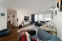 206 1850 E SOUTHMERE CRESCENT - thumbnail 1