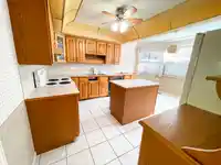 6 1725 SOUTHMERE CRESCENT - thumbnail 7