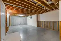 26 18088 8 AVENUE - thumbnail 32