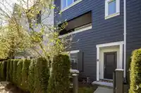 44 158 171 STREET - thumbnail 3