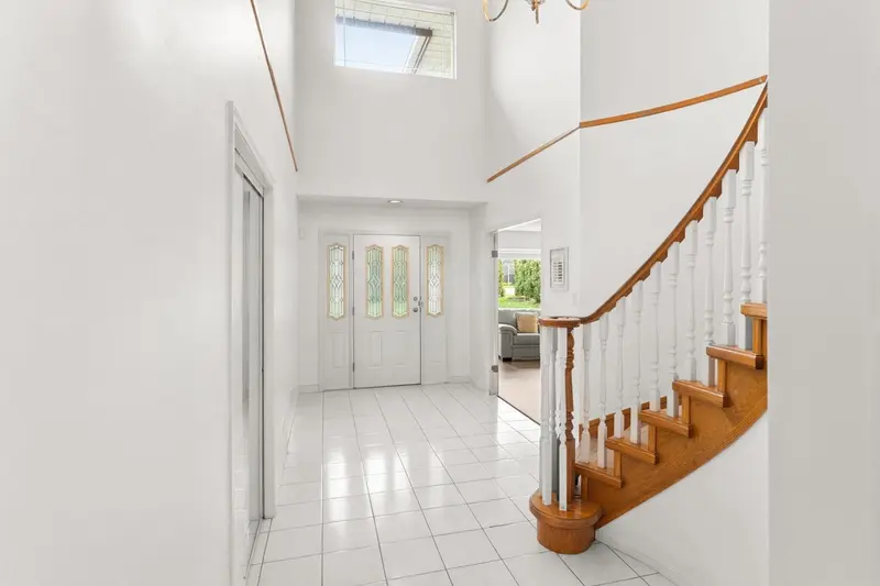 10135 NO. 1 ROAD - photo 4 of 25