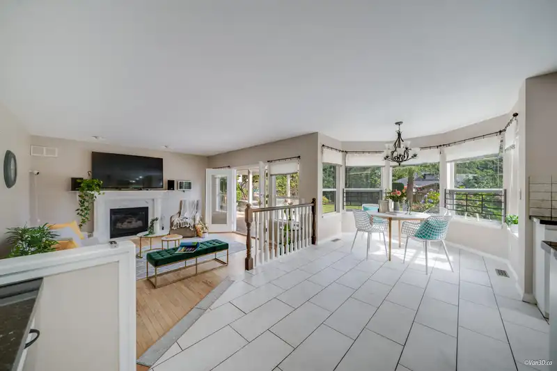 1922 136 STREET - photo 4 of 32