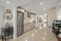 2 14985 VICTORIA AVENUE - thumbnail 19
