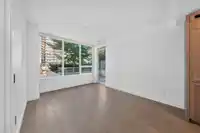 303 15165 THRIFT AVENUE - thumbnail 12