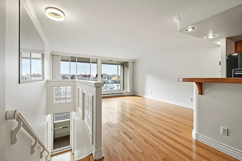 205 1600 HOWE STREET - photo 2 of 25