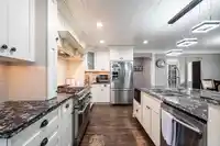 13721 MARINE DRIVE - thumbnail 11
