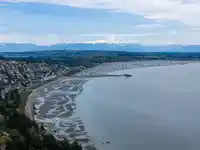 13721 MARINE DRIVE - thumbnail 6