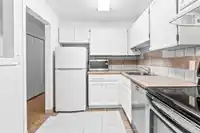 107 1555 FIR STREET - thumbnail 4