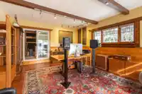 1196 HABGOOD STREET - thumbnail 33