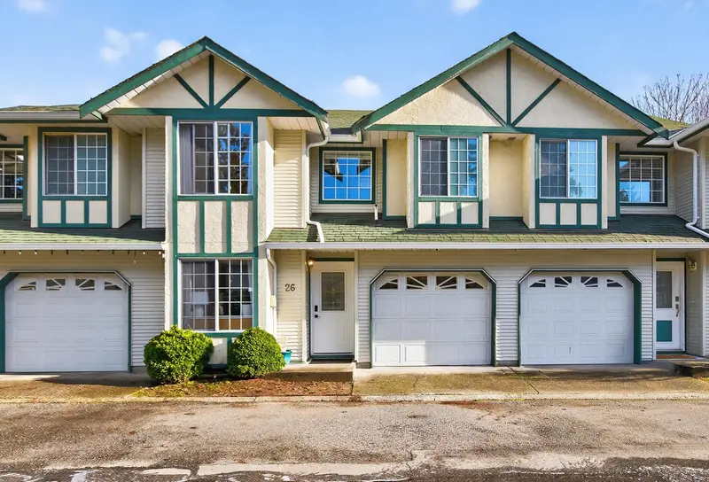 26 21409 DEWDNEY TRUNK ROAD - photo 1 of 25