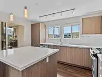 319 3323 151 STREET - thumbnail 3