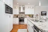 15752 23B AVENUE - thumbnail 11