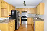 14645 18 AVENUE - thumbnail 12