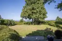 2547 CRESCENT DRIVE - thumbnail 3