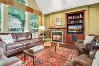 2052 128A STREET - thumbnail 11