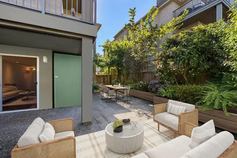 104 925 W 15TH AVENUE - photo 3 of 25