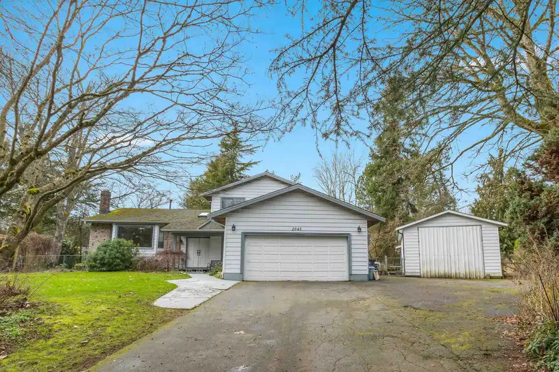 2045 181 STREET - photo 3 of 38
