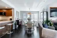 202 2950 KING GEORGE BOULEVARD - thumbnail 4